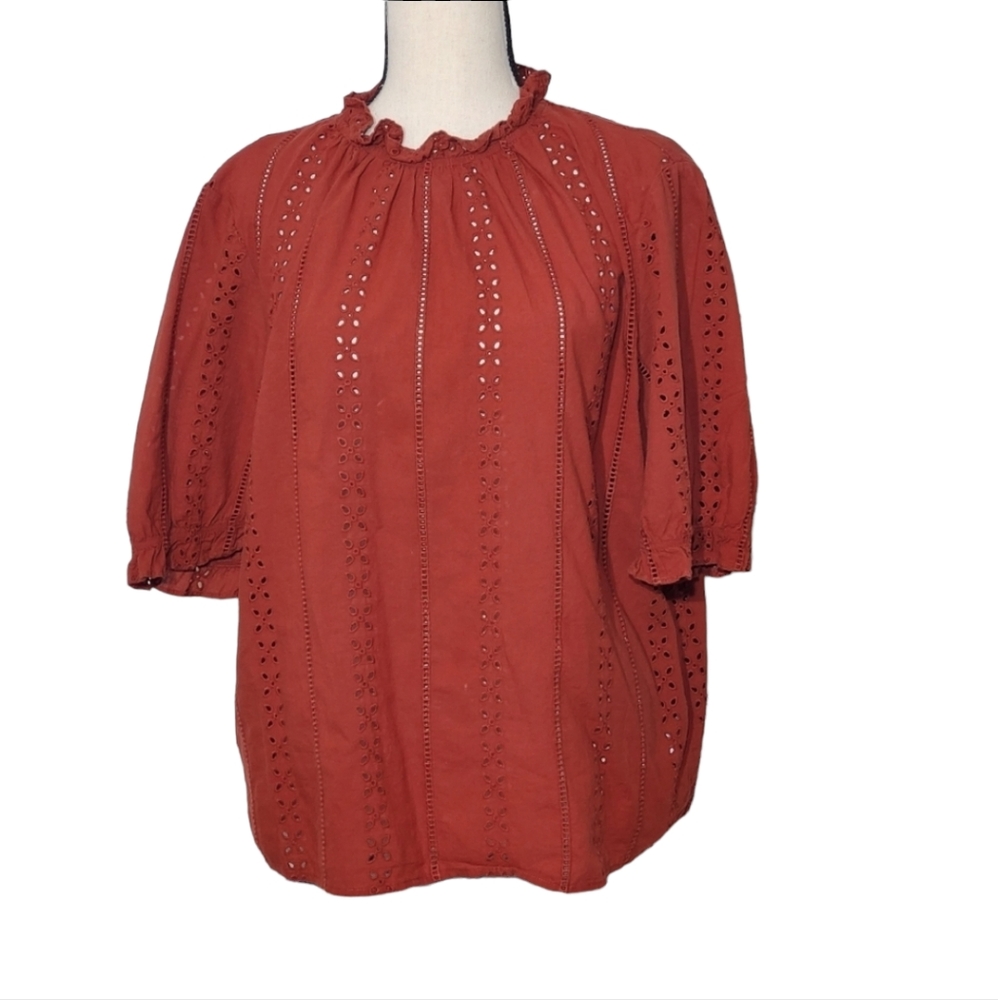 Universal Thread Sienna Peasant Sleeve Eyelet Top, Large